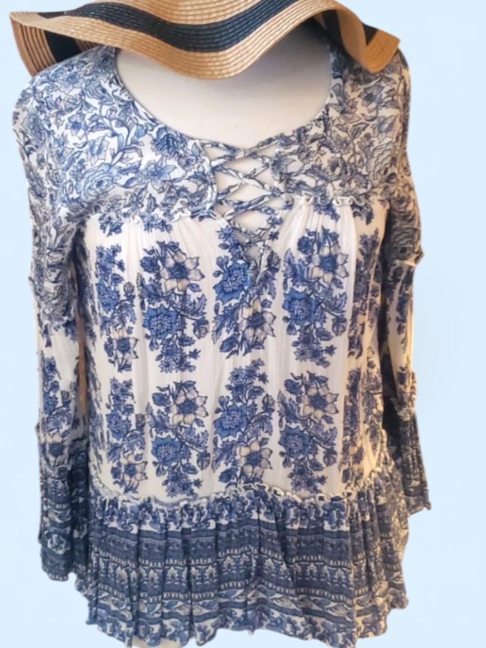 American Eagle Outfitters bell sleeve blouse